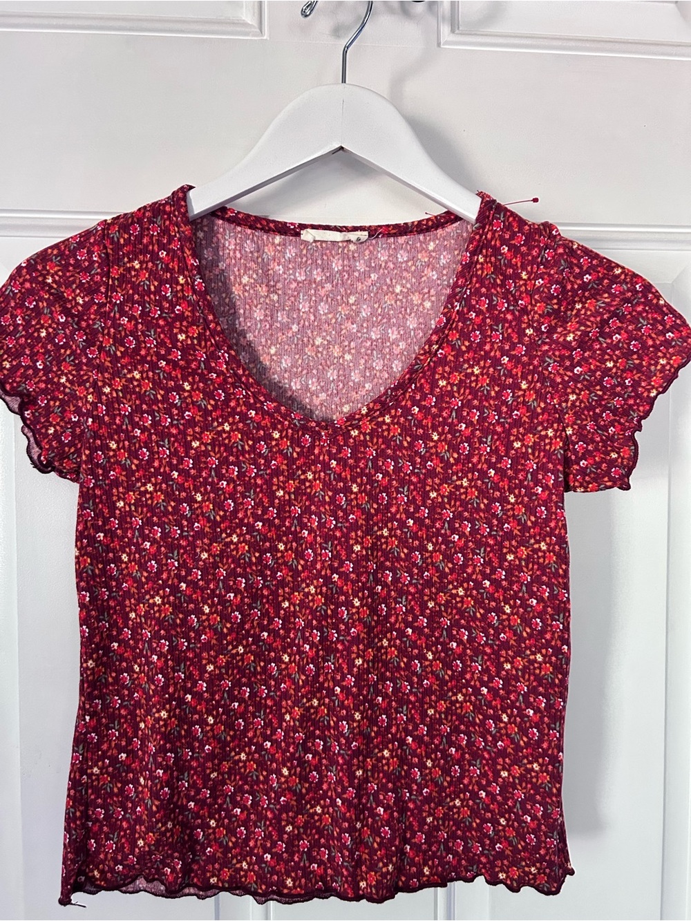Olivia Rae Red Floral V-Neck Short Sleeve Top